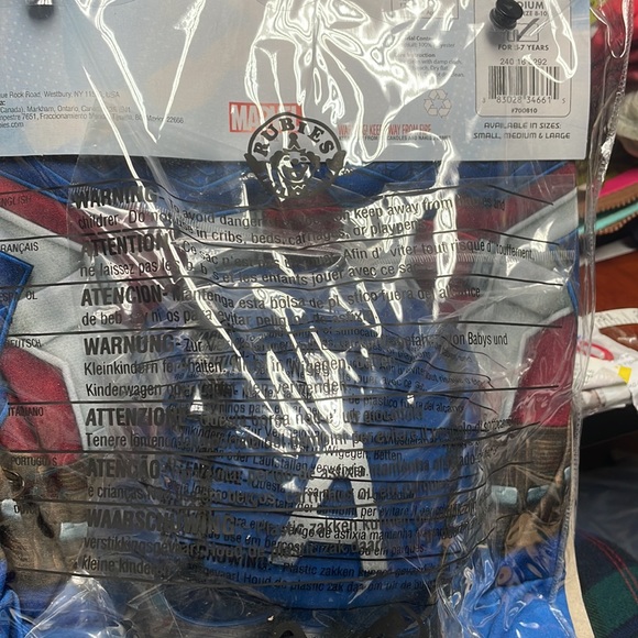 Rubie's Marvel: Avengers Endgame Child's Captain America Costume & Mask NWT - Picture 4 of 4